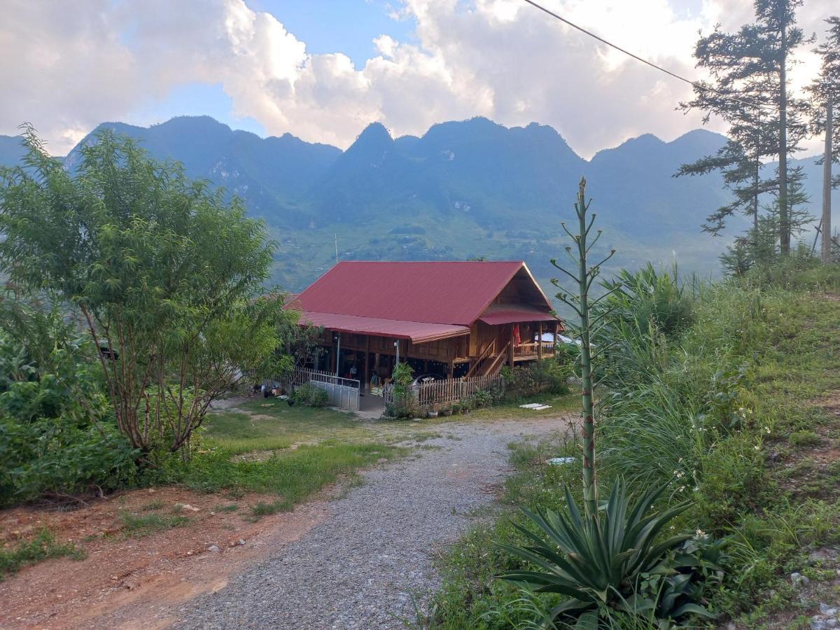Homestay Hoang Vu Ha Giang Exteriör bild