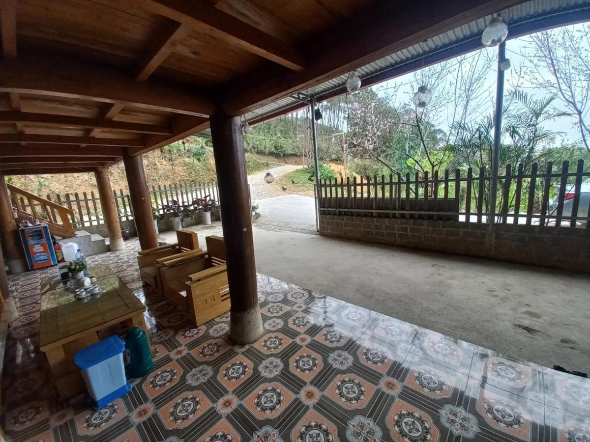 Homestay Hoang Vu Ha Giang Exteriör bild